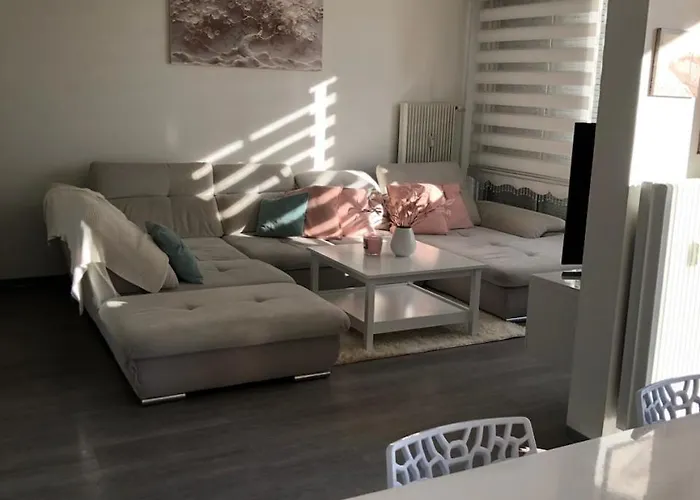 Moderne Esprit Loft Avec Balcon Centre Proche Gare Et Place Rapp